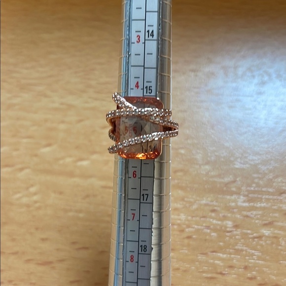 BP November 2024 - Elegant Amber Topaz Rose Gold Women's Ring - Size 5 - Picture 4 of 5